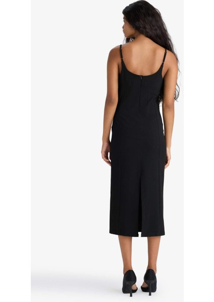 Bodycon Vücudu Saran İnce Askılı Midi Elbise F9263AX25WN indirimleri