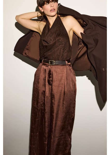 Regular Fit Halter Yaka Saten Kolsuz Bluz G3246AX25WN