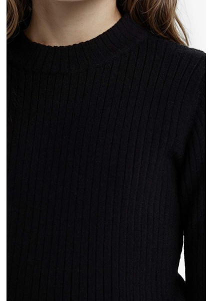 Kız Çocuk Fitted Bisiklet Yaka Triko Kazak E9849A825AU