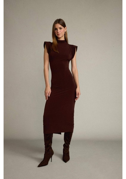 Fitted Dik Yaka Kolsuz Midi Elbise G0395AX25SM fiyatları