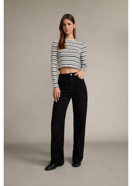 Bisiklet Yaka Çizgili Uzun Kollu Tişört G0740AX25SM fiyatları