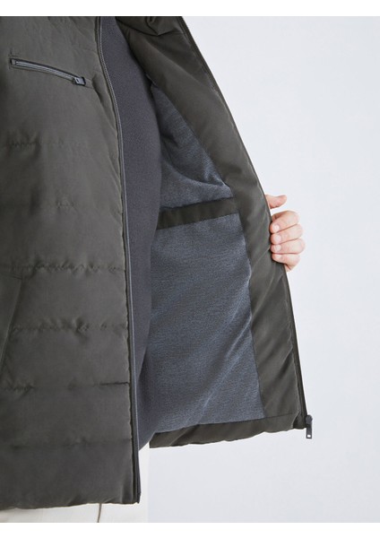 Yeni Sezon Standart Kalıp Dik Yaka Erkek Şişme Yelek fırsatları