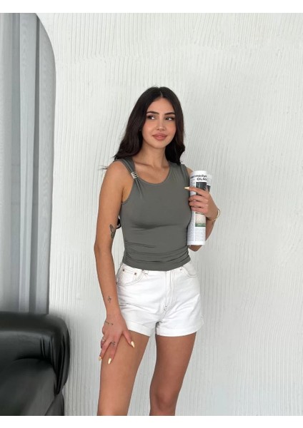 Osy Modal Yumuşak Dokulu Kumaş Bisiklet Yaka Kadın Sıfır Kol Bluz Omuz Toka Aksesuar Detaylı - Haki fırsatları