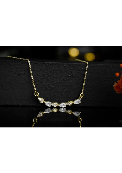 Damla Işıltısı Kolye fırsatları