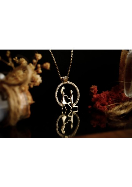 Sonsuza Bir Adım Kolye