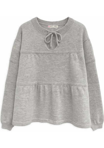 6950 Kadın Yakası Bağcıklı Pileli Triko Kazak Gri