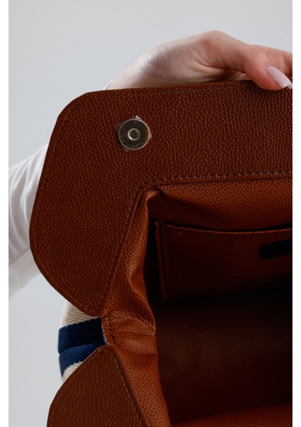 Kadın Lacivert Çizgi Desenli Kanvas Clutch El Çantası