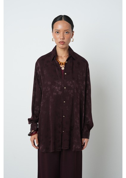 Kadın Bordo Renk Desenli Altın Düğme Detaylı Oversize Kesim Gömlek
