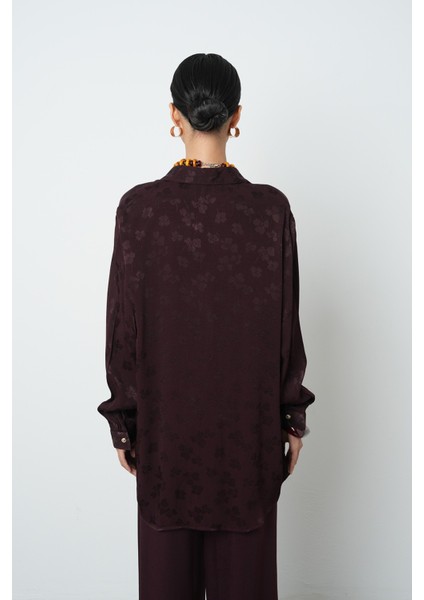 Kadın Bordo Renk Desenli Altın Düğme Detaylı Oversize Kesim Gömlek indirimleri