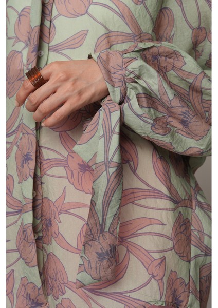 Kadın Kolları Bağlamalı Mint Renk Çiçek Desenli Oversize Gömlek modelleri