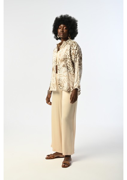 Kadın Leopar ve Çiçek Desenli Gömlek fırsatları