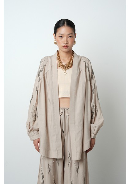Kadın Arkası ve Kolları Taş Işlemeli Oversize Kimono fiyatları