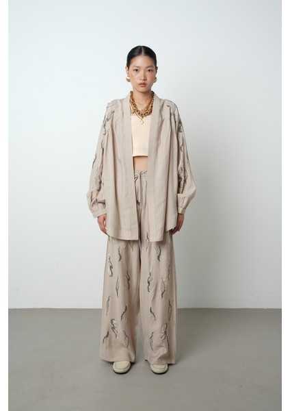 Kadın Arkası ve Kolları Taş Işlemeli Oversize Kimono indirimleri