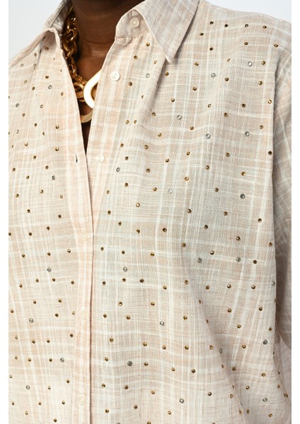 Kadın Ekose Desenli Vizon Renk Önü Taş Işlemeli Oversize Kesim Gömlek modelleri