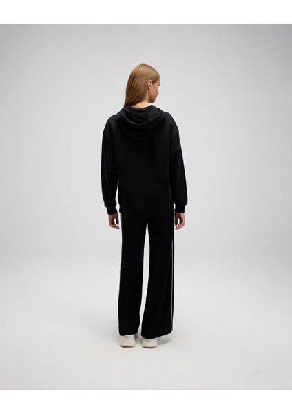 Kapüşonlu Sweatshırt (2025 Sonbahar-Kış) fırsatları