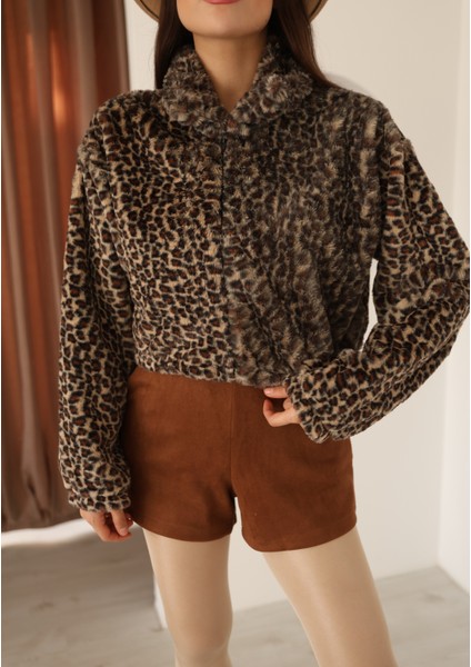 Kadın Leopar Desenli Fermuar Detaylı Crop Ceket fırsatları