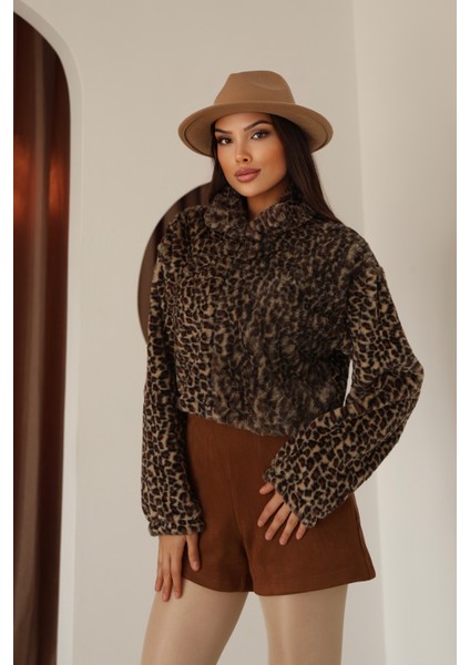 Kadın Leopar Desenli Fermuar Detaylı Crop Ceket indirimleri