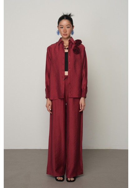 Kadın Önü Çift Gül Işlemeli Düz Renk Gömlek fırsatları