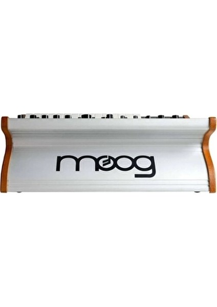 Subsequent 25 Analog Synthesizer 25 Tuşlu Klasik Tasarım ve Yüksek Ses Kalitesi fırsatları