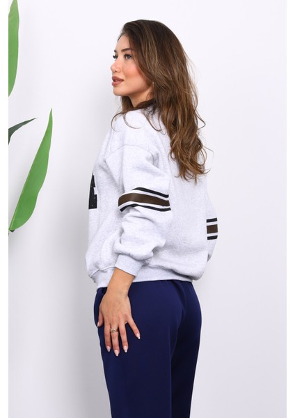 Gri Ön ve Kol Baskılı Üç Iplik Sweat modelleri