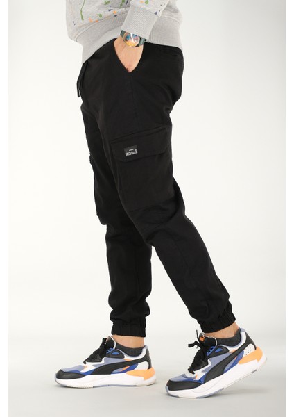 Erkek Siyah Kargo Cepli Jogger Pantolon Rahat Kesim Pamuklu Lastikli Paça