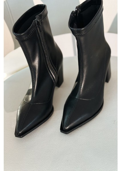 Selvora Streç Mat Deri Siyah Kadın Bot modelleri