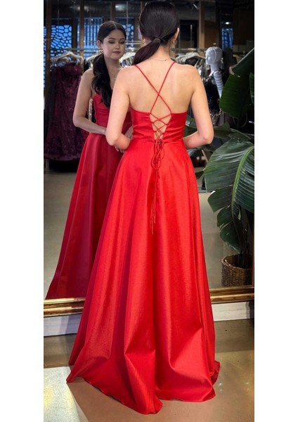 Kırmızı Degaje Yaka Ip Askılı Sırt Dekolteli Kloş Etekli Saten Uzun Abiye Elbise 11104-03 indirimleri