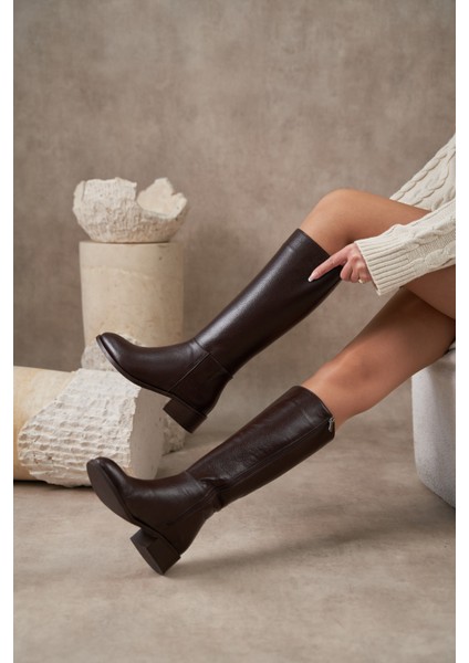 Anastasia Kahve Renkli Hakiki Deri Fermuarlı Kadın Çizme