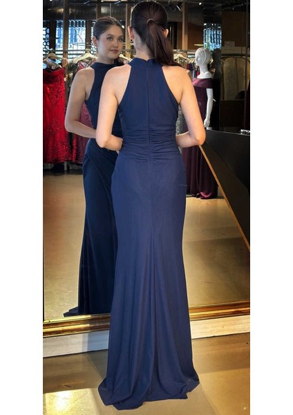 Lacivert Halter Yaka Yırtmaçlı Düz Kesim Likralı Tül Uzun Abiye Elbise 11084-09 indirimleri