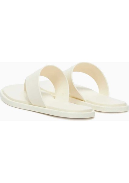 Şık Kadın Parmak Arası Terlik modelleri