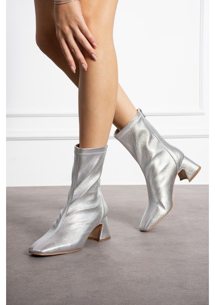 Alvaro Gümüş Renkli Baskı Desenli Streç Kadın Kalın Topuklu Bot fiyatları