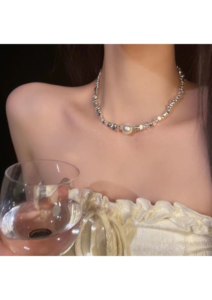 Yeni Ekleme Japonya ve Güney Kore Kolye Tasarım Duygusu Gelişmiş Hafif Lüks Niş Köprücük Kemiği Zinciri, Kadın Kolye (Yurt Dışından)