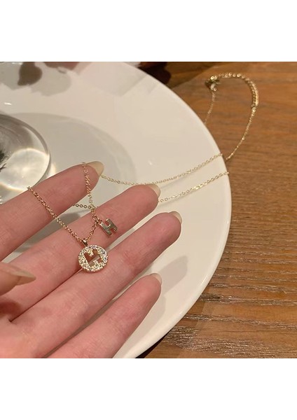 Yeni Kolye Kadın Niş Aksesuarları Baharatlı Kız Tatlı Serin Köprücük Kemiği Zinciri Kazak Kazak Zinciri Yüz Üst Düzey Süslemeler Duygusu ile (Yurt Dışından)