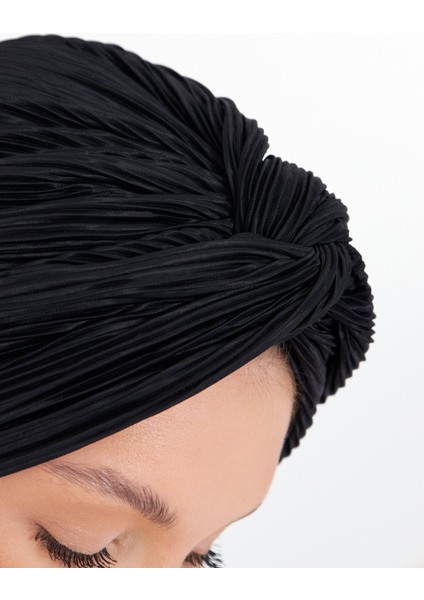 Siyah Çapraz Büzgülü Tesettür Bone Fukuro Piliseli 2512_01 indirimleri