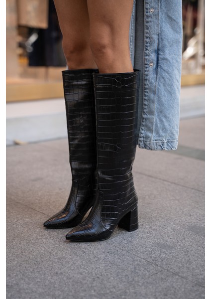 Denver Siyah Renkli Kroko Desenli Kısa Topuklu Kadın fırsatları