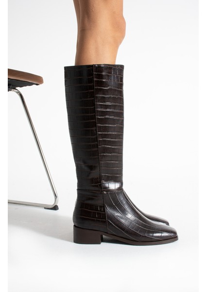 Parker Kahve Renkli Kroko Desenli Kısa Topuklu Kadın Çizme fırsatları