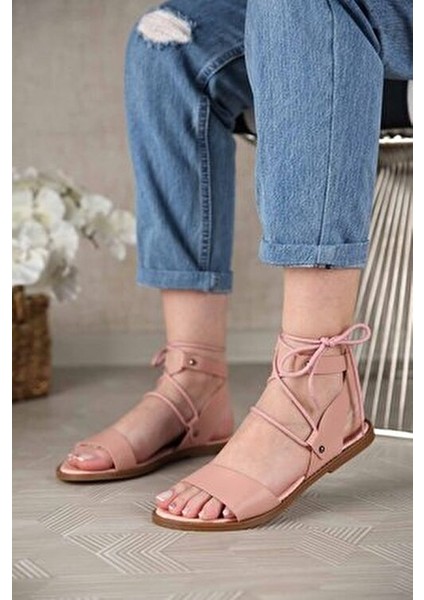 Kadın Sandalet Suni Deri Malzeme ile Düz Taban 1 cm Topuk Yüksekliği modelleri