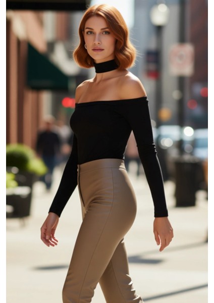 Stil Kadın Carmen Yaka Choker Detaylı Fitted Vücuda Oturan Fitilli Bluz Crop Örme Slim Kalıp modelleri