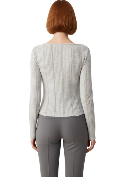 Kadın V Yaka Uzun Kollu Punto Detaylı Bluz Kaliteli Şık Rahat Modern Zarif Günlük fiyatları