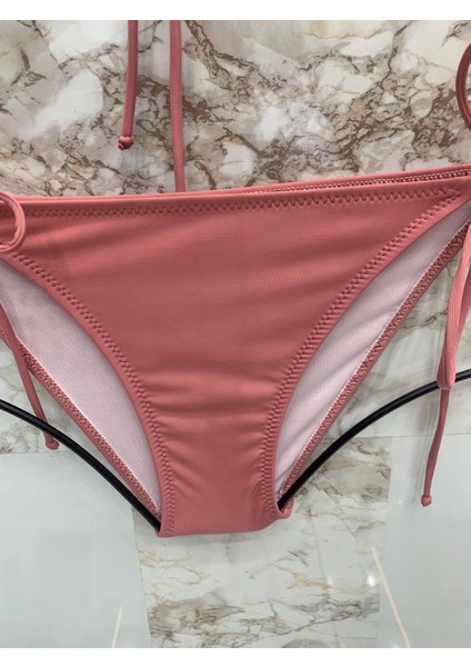 Kadın Gül Kurusu Likralı Yandan Boyundan Bağlamalı Şık İpli Üçgen Bikini Takım fırsatları