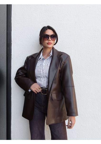 Düz Kesim Deri Blazer Ceket