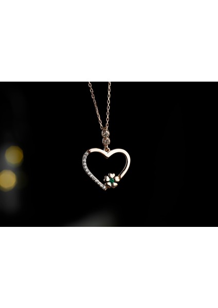 Gönül Çiçeği Kolye