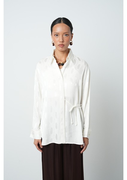 Kadın Ekru Renk Yandan Bağlamalı Desenli Gömlek