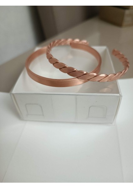 2 Adet Şık Ince 6 mm Saf Bakır 1 Adet Burgulu Bileklk 1 Adet Düz Bileklik fırsatları