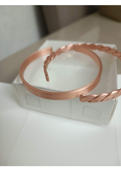 2 Adet Şık Ince 6 mm Saf Bakır 1 Adet Burgulu Bileklk 1 Adet Düz Bileklik