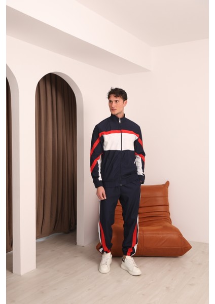 Erkek Lacivert Özel Seri Kırmızı ve Beyaz Şerit Detaylı Eşofman Takımı indirimleri