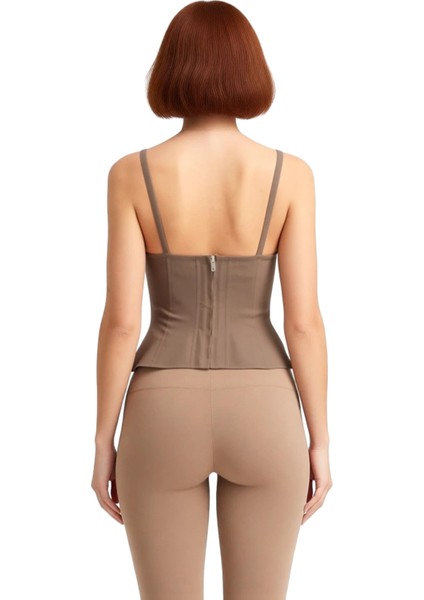 Kadın Dokuma Bluz Peplum Detaylı Kalp Yaka Kolsuz Gabardin Kumaş Casual Tarz Kaliteli Şık Rahat fiyatları