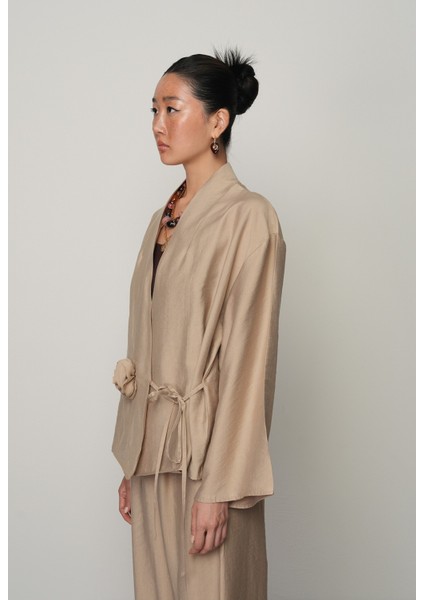 Kadın Gül Detaylı Yandan Bağlamalı Düz Renk Kimono-Ceket fiyatları