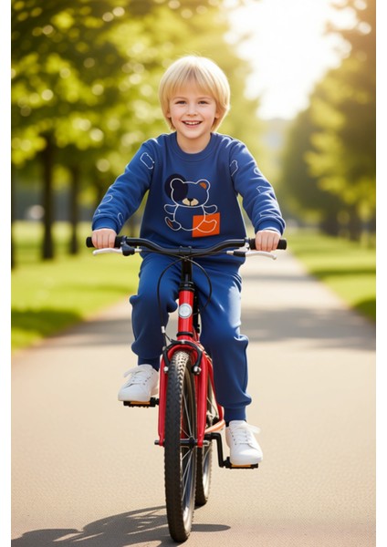 Pamuklu Erkek Çocuk Örme Takım Günlük Giyimde Konfor ve Tarzın Buluşması Kaliteli Şık Rahat modelleri