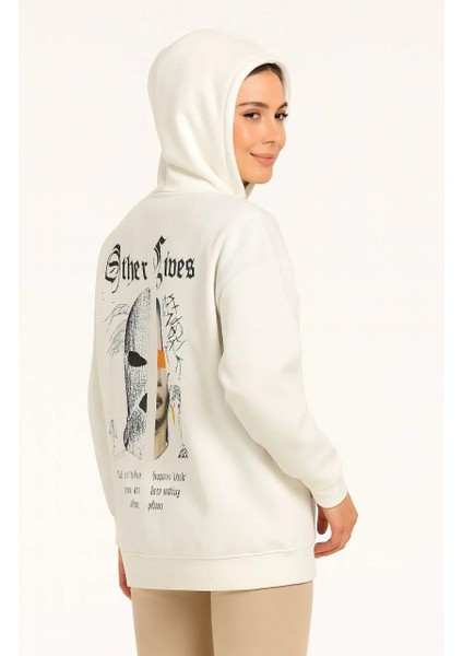 Kadın Kapşonlu Sweatshirt – Oversize Üç Iplik Şardonlu Hoodie, “other Lives” Ön & Arka Baskılı, Kanguru Cepli, Kışlık Rahat Günlük Stil - Beyaz